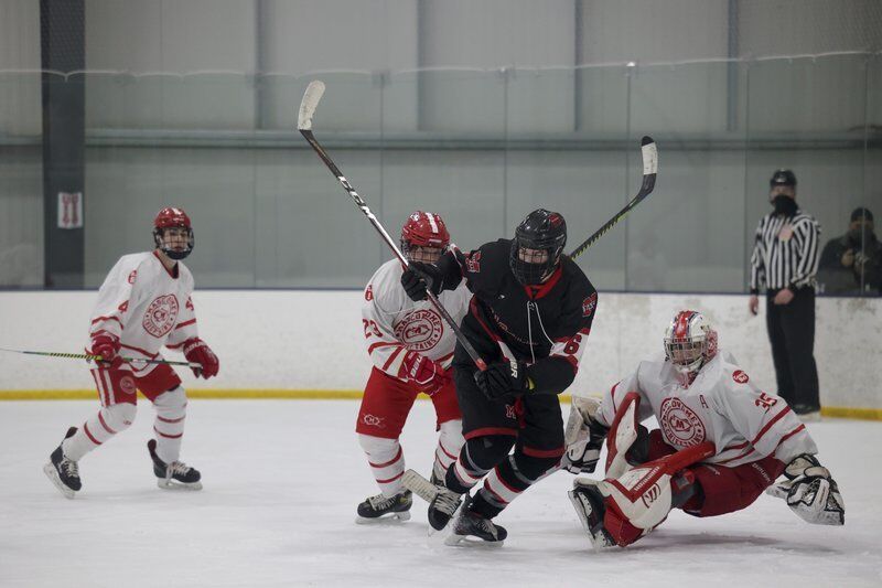 Masconomet holds off Marblehead to claim a share of NEC hockey crown